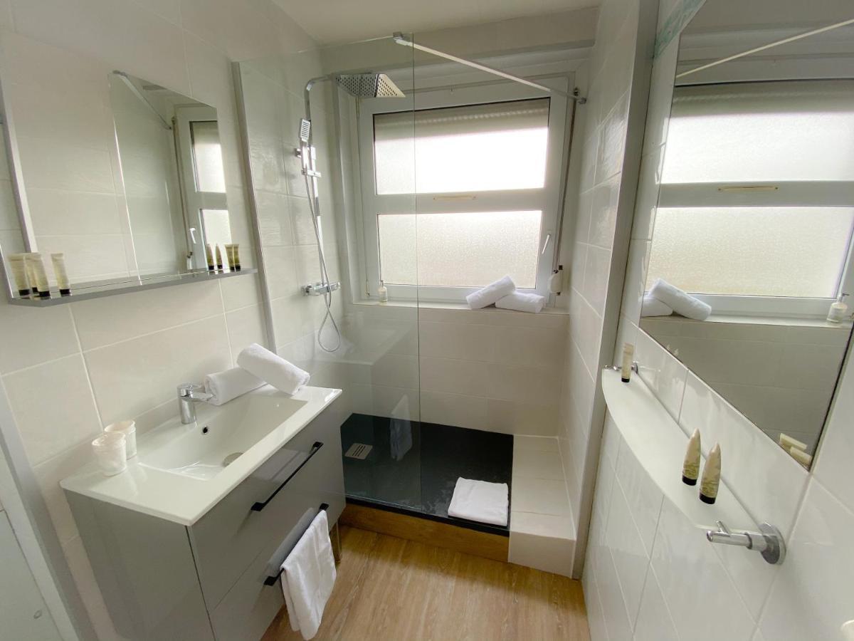 The Welcome Apartment Calais Exterior photo