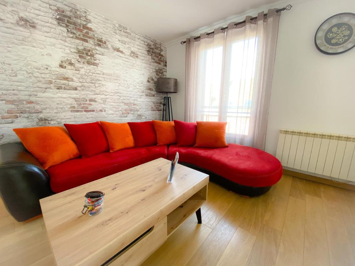 The Welcome Apartment Calais Exterior photo
