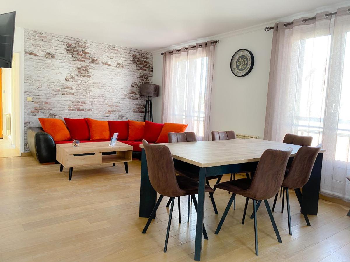 The Welcome Apartment Calais Exterior photo